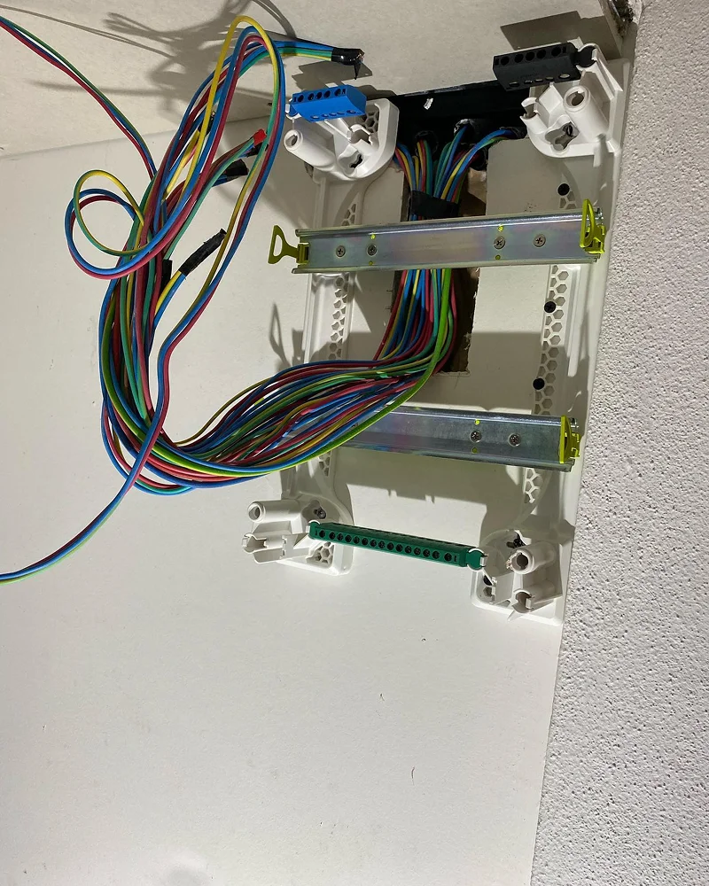 Travaux électricité dans Le Finistère Sud - CSNP SERVICES